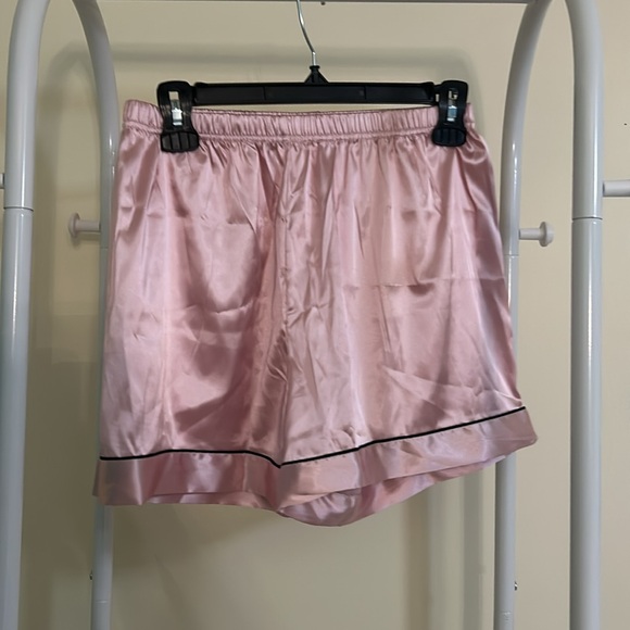 Womens Silk Satin Pajamas - Picture 7 of 7